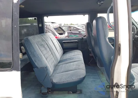 1994 GMC Safari Xt z USA, uszkodzony, nr VIN 1GKDM19Z0RB550639